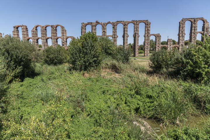 Badajoz - Mérida 051 - Acueducto de Los Milagros.jpg